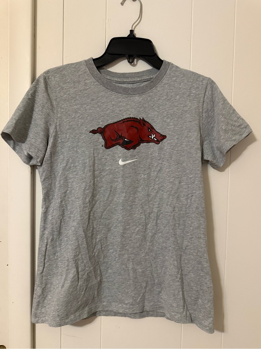 Nike Gray Short Sleeve Tee with Red Razorback and White Swoosh